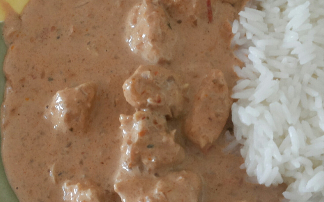 Frango cremoso na cerveja preta Nilsen