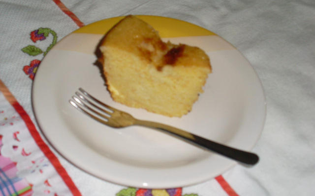 Bolo de fubá cremoso