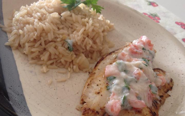 Filé de tilápia ao molho martin