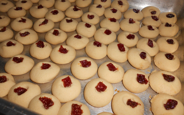 Bolachas amanteigadas com goiabada
