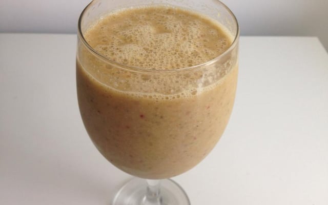 Batida de paçoca com sorvete de creme