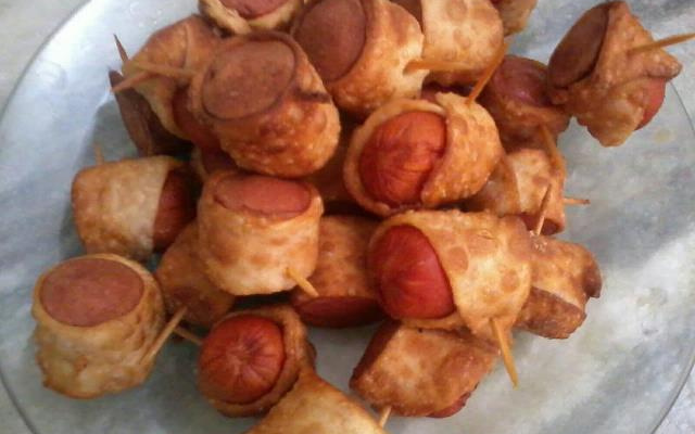 Espetinho de salsicha