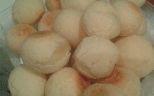 Pão de queijo mineiro