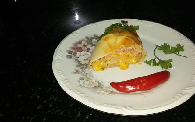 Rocambole de massa de Pastel