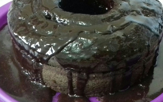 Cobertura de chocolate para bolo rápida