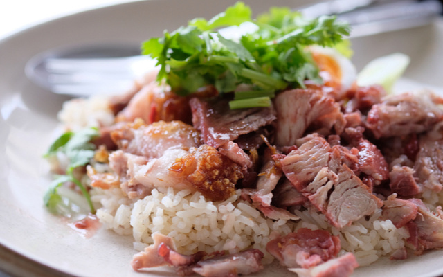 Arroz com carne de porco