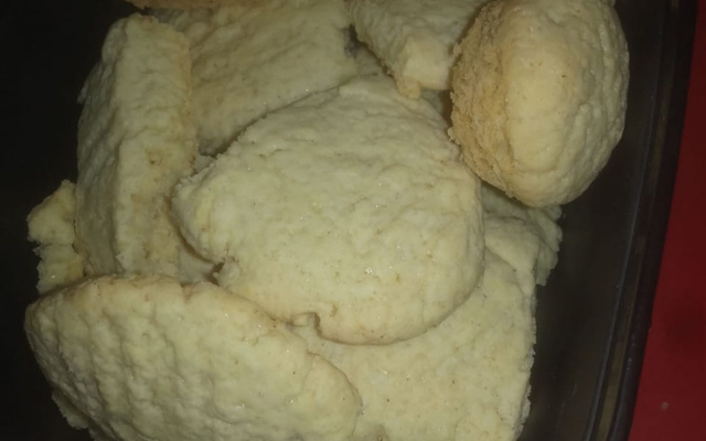 Biscoito de polvilho doce assado mineiro