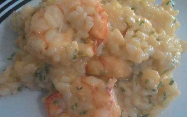 Risoto de camarão com requeijão