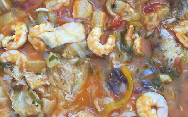Moqueca de peixe agridoce