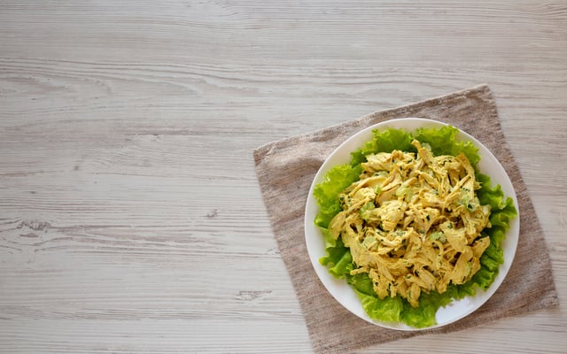 Salpicão de frango com batata frita palito