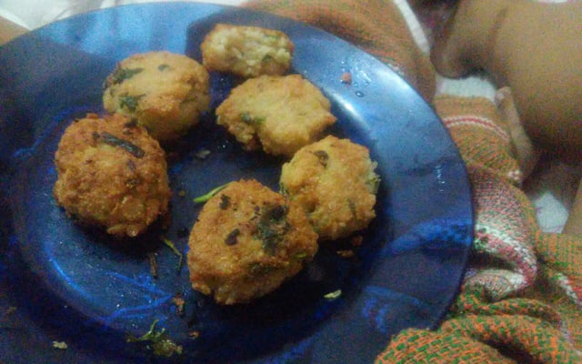 Bolinho de arroz simples da Valéria