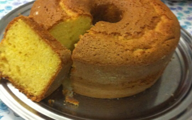 Bolo de laranja molhadinho
