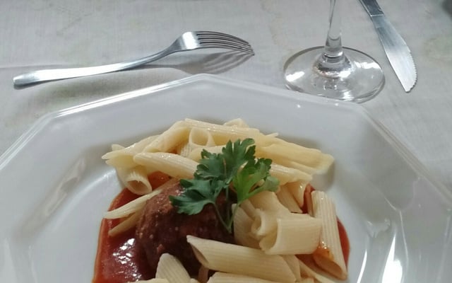 Polpetone assado e recheado