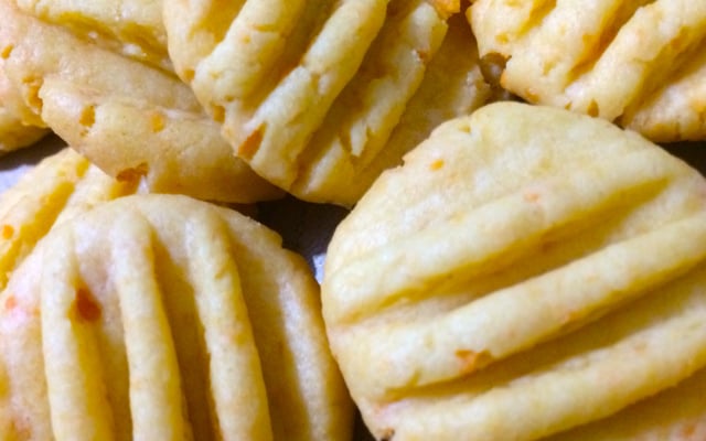 Biscoito de queijo fácil e gostoso
