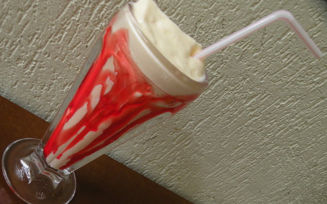 Milk-shake de laka da família burger