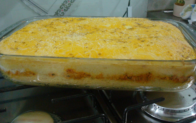 Empadão de mandioca