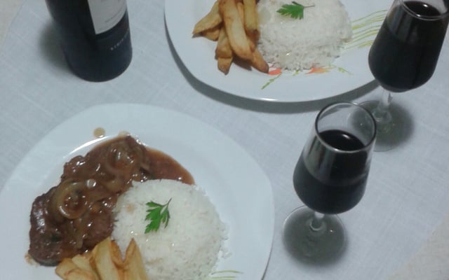 Filé mignon ao molho de cerveja preta