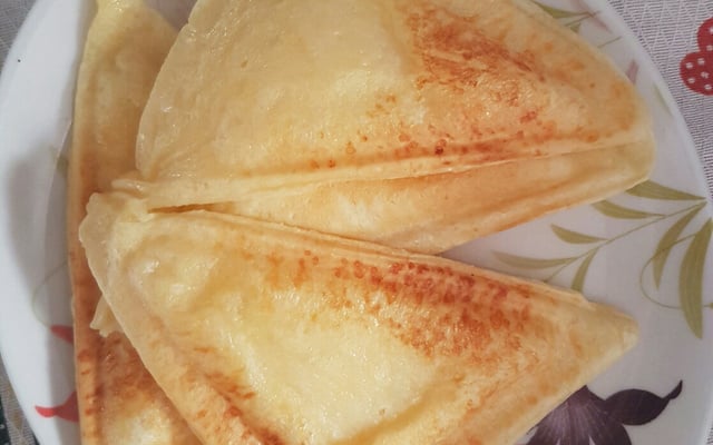 Pão de queijo na sanduicheira