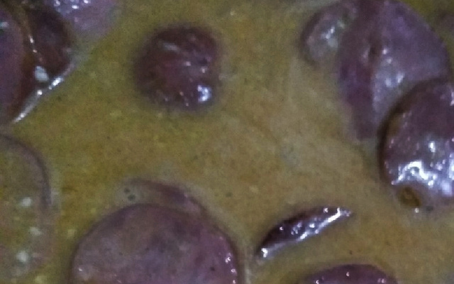 Linguiça calabresa molhuda