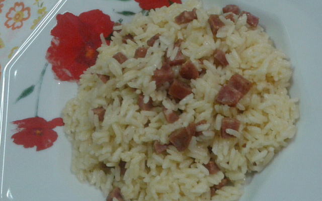 Arroz com calabresa