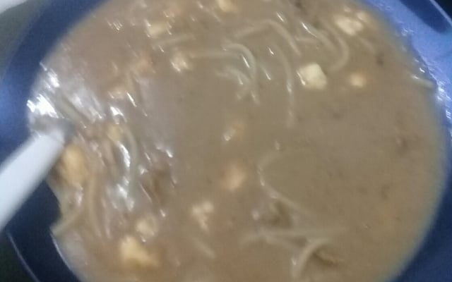 Sopa de feijão com macarrão