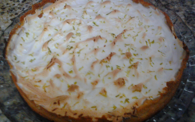 Torta mousse de limão