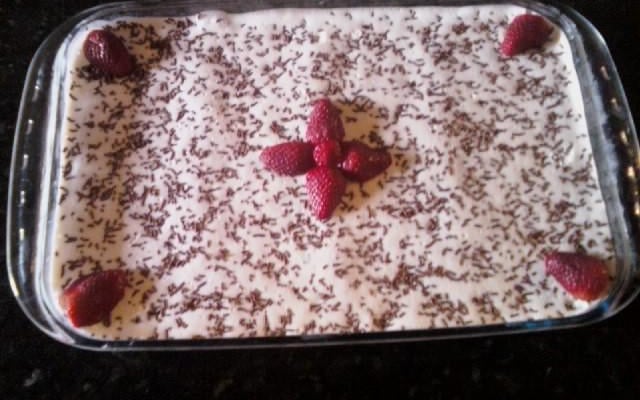 Pavê de morangos da Rê