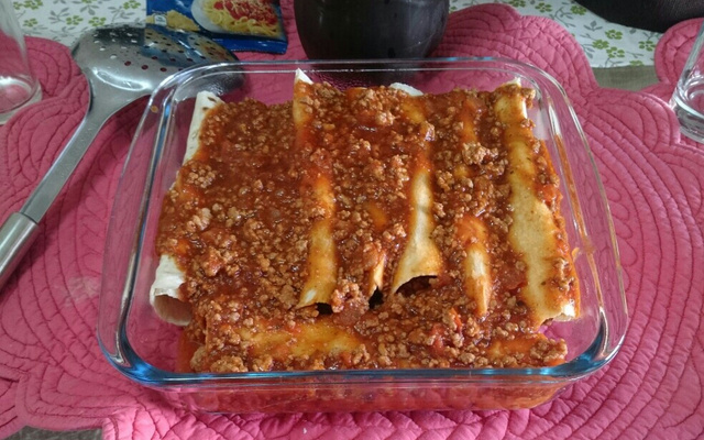 Panquecas à bolonhesa