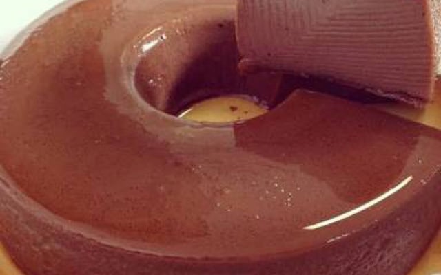 Pudim de leite condensado de chocolate