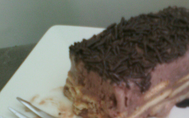Torta de bolacha maria de chocolate