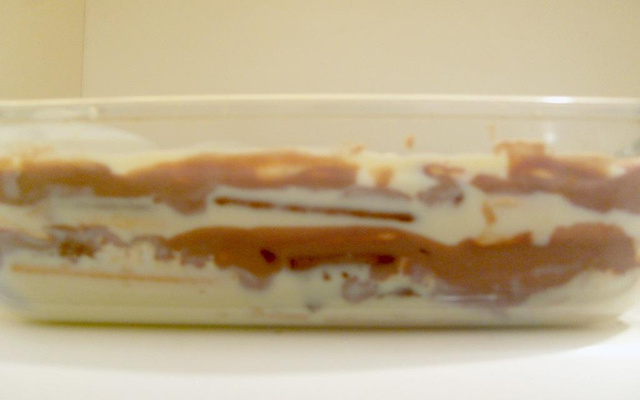 Torta de bolacha de baunilha e chocolate