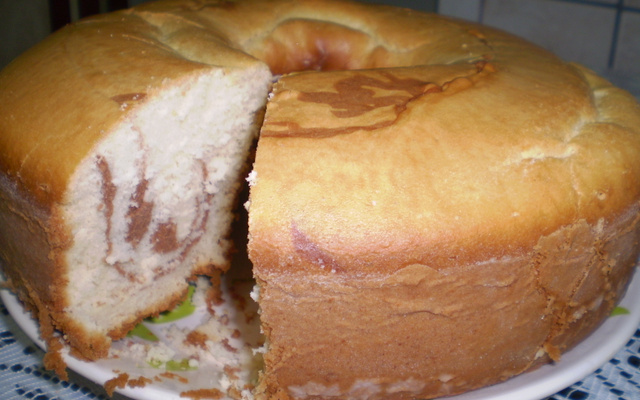 Bolo mesclado