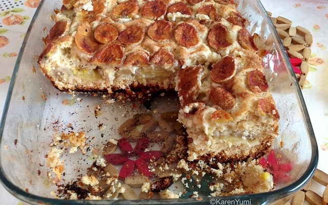 Torta de maçã e banana com canela