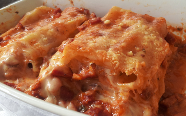 Lasanha de calabresa