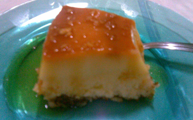 Pudim cremoso de coco