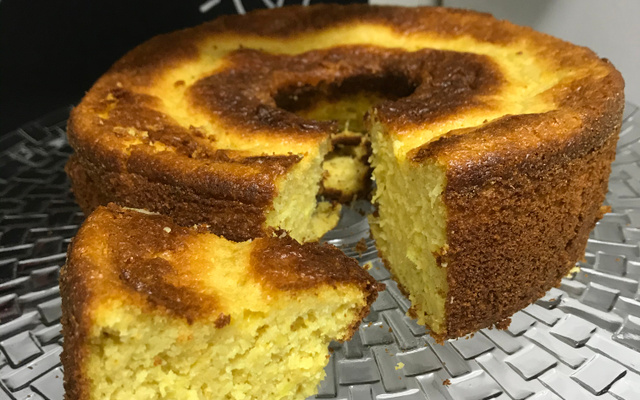 Bolo de milho com aveia