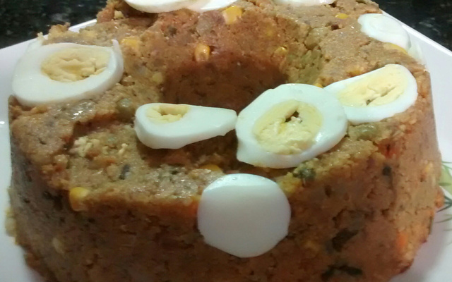 Cuscuz de Atum com molho de Tomate