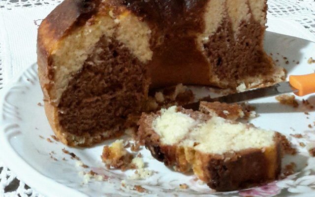 Bolo mármore para lanche
