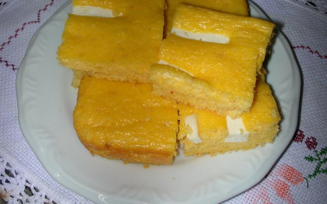 Pamonha assada com flocão