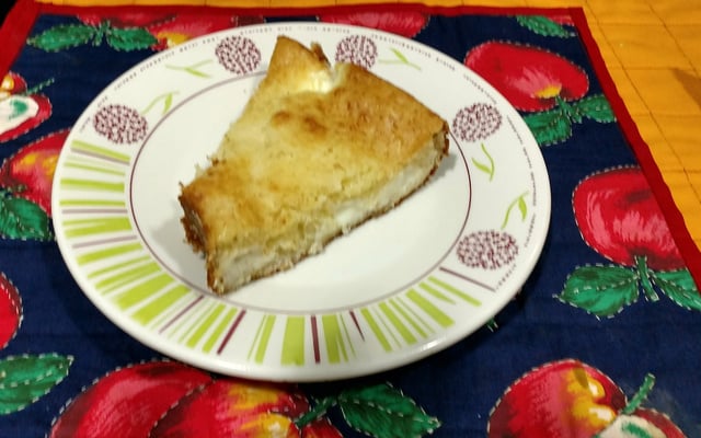 Pão de queijo gigante, recheado com requeijão cremoso