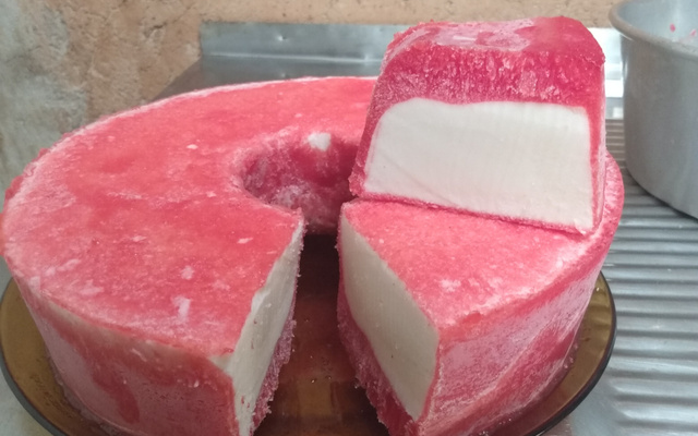 Gelatina recheada simples