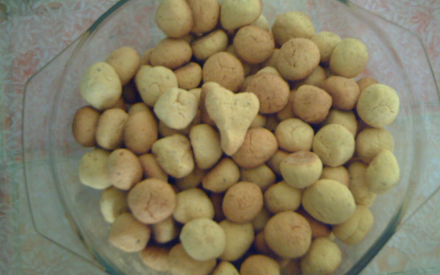 Biscoitos amarelinhos