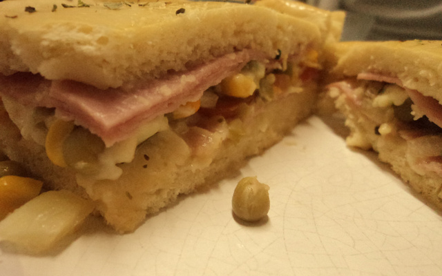 Lanche ao forno da Lia