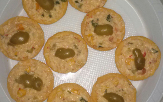 Barquete de kani-kama ao creme