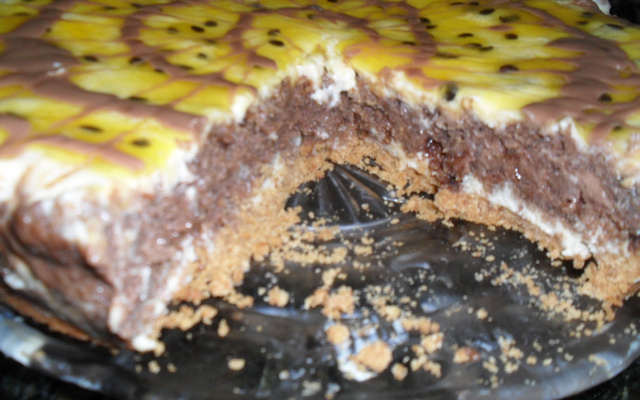 Torta de maracujá com chocolate