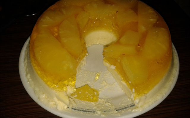 Sobremesa deliciosa de pêssego