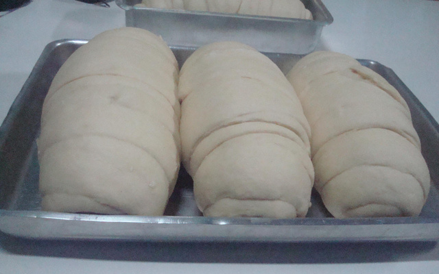 Pão caseiro simples