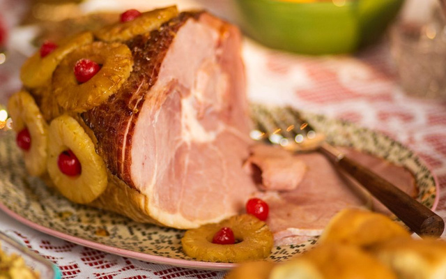 Tender ao abacaxi e vinho