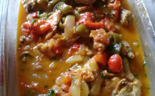 Moqueca de frango à baiana