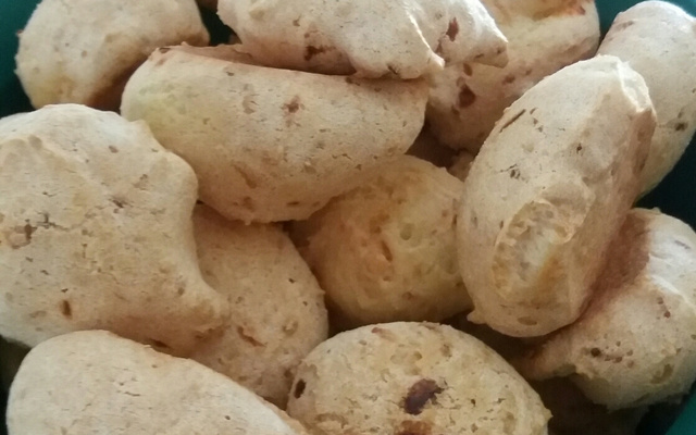 Pão de queijo mineiro verdadeiro